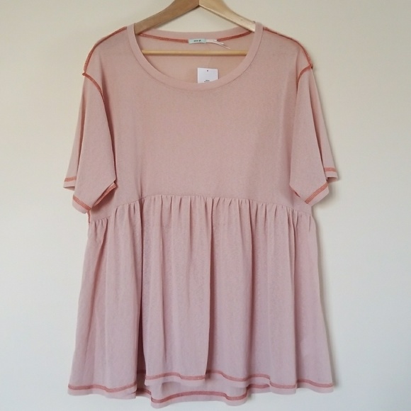 Urban Outfitters Tops - NWT Urban Outfitters Blush Pink Oversize Top Small